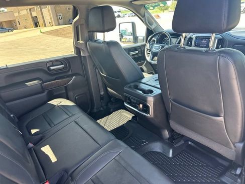 Certified 2020 GMC Sierra 3500 Denali w/ Denali Ultimate Package AWD/4WD image 25