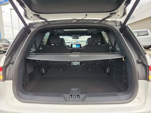 New 2026 Lincoln Aviator Black Label w/ Jet Appearance Package image 10