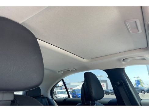 Used 2023 Mercedes-Benz C 300 Sedan image 19