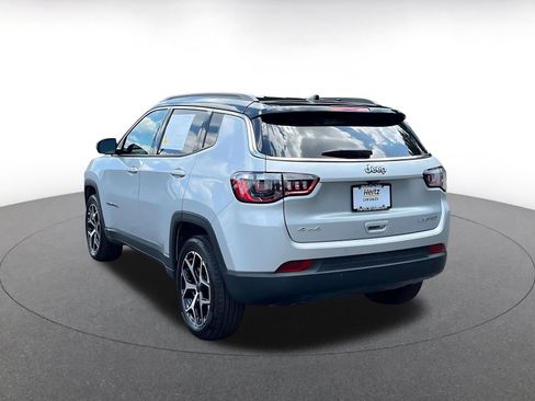 Used 2025 Jeep Compass Limited AWD/4WD image 11