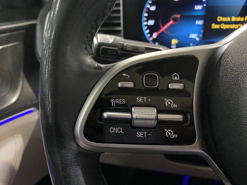 Certified 2021 Mercedes-Benz GLS 450 4MATIC image 11