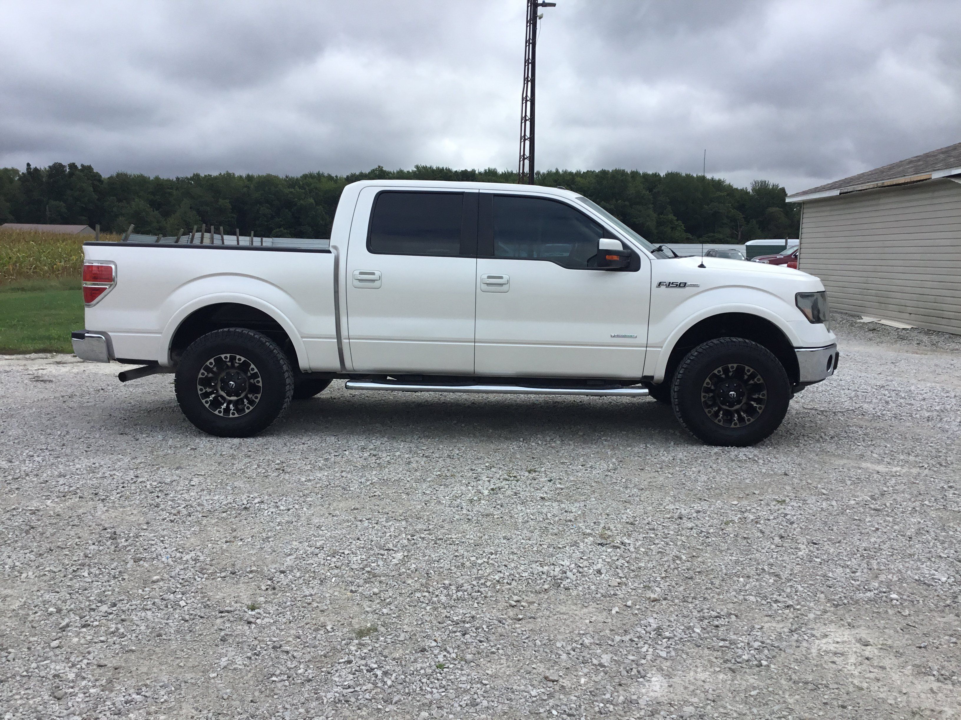 Used 2013 Ford F150 Lariat w/ Mid Equipment Group AWD/4WD image 2
