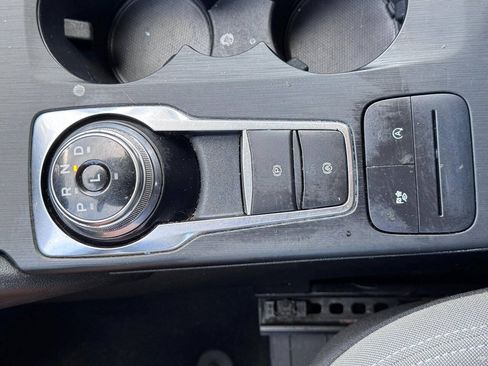 Used 2020 Ford Escape S AWD/4WD image 23