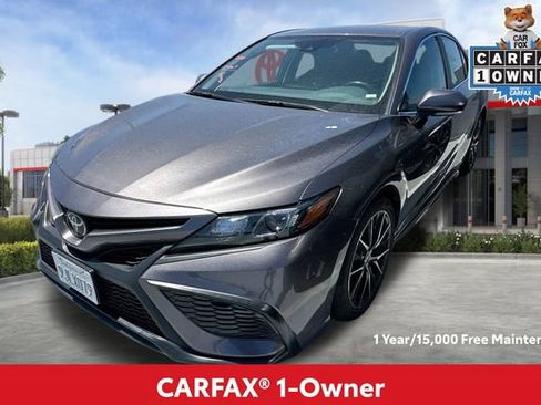 Used 2024 Toyota Camry SE FWD image 2