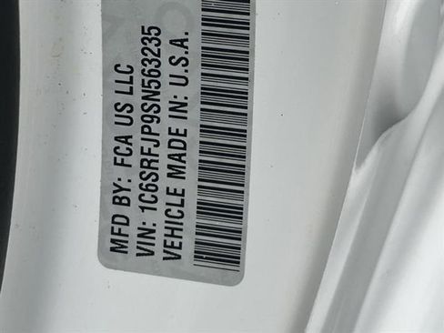 Used 2025 RAM 1500 Laramie image 31