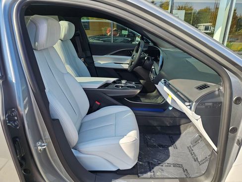 New 2026 Cadillac Lyriq Sport AWD/4WD image 11