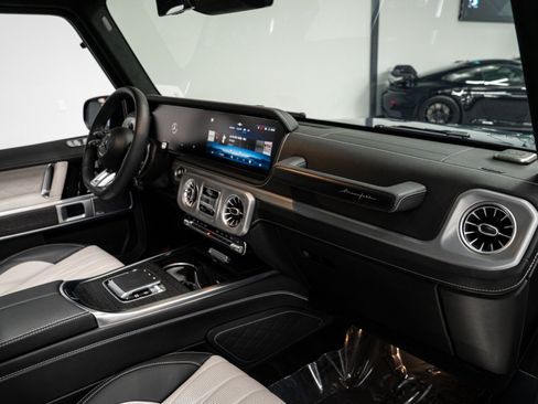 Used 2026 Mercedes-Benz G 63 AMG 4MATIC image 13