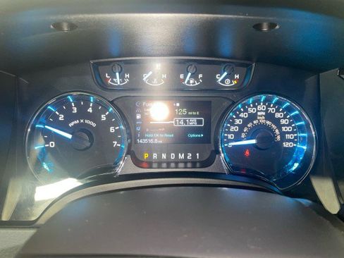 Used 2011 Ford F150 XLT w/ XLT Chrome Pkg image 21