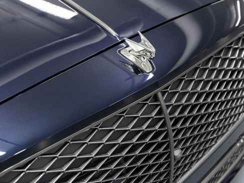 New 2025 Bentley Flying Spur image 8