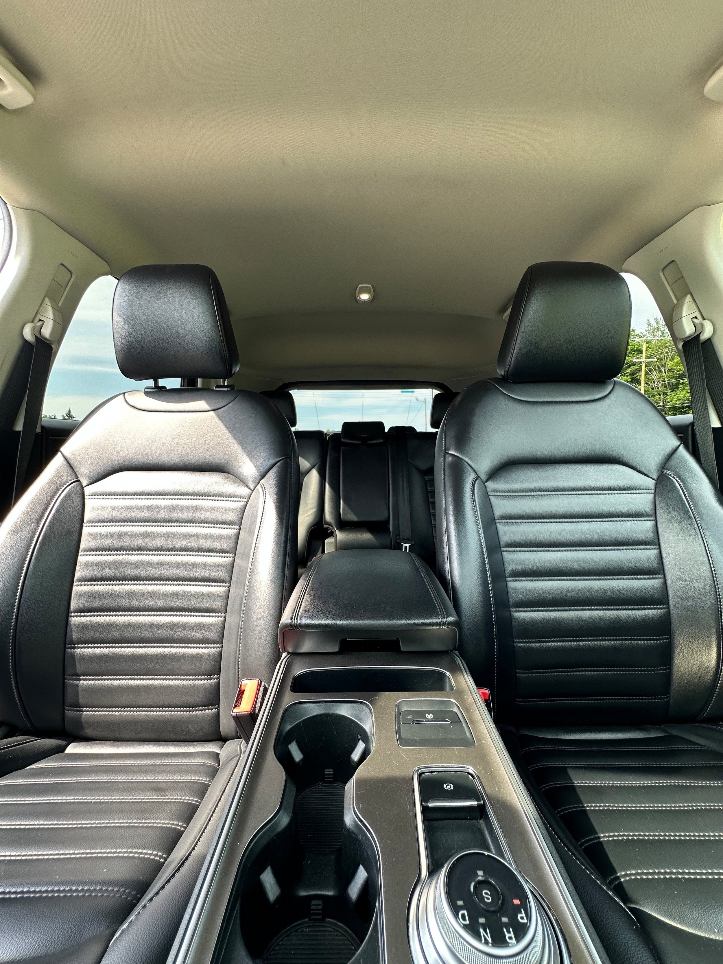 Used 2024 Ford Edge SEL AWD/4WD image 11