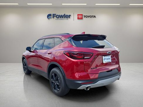 Used 2025 Chevrolet Blazer LT w/ Midnight/Sport Edition FWD image 5