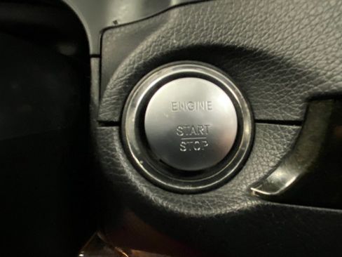 Used 2015 Mercedes-Benz E 400 2dr Cpe E 400 4MATIC image 31