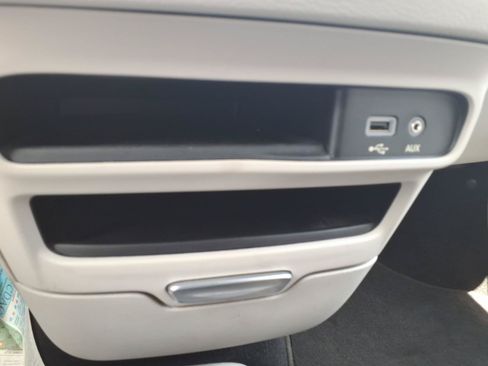 Used 2017 Chrysler Pacifica Touring Plus FWD image 11