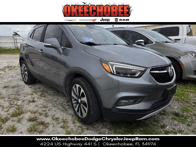 Used 2020 Buick Encore Essence FWD image 1