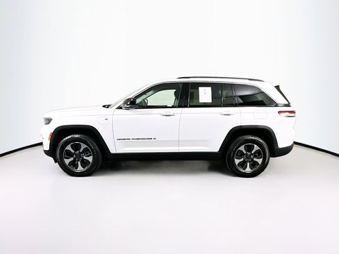 Used 2022 Jeep Grand Cherokee Limited 4xe w/ Luxury Tech Group II AWD/4WD image 4