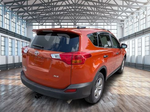 Used 2015 Toyota RAV4 XLE FWD image 4