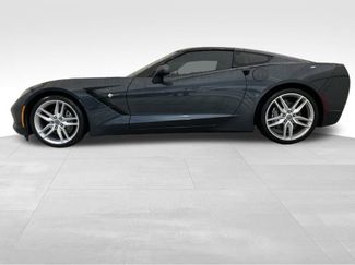 Used 2019 Chevrolet Corvette Stingray Coupe w/ 1LT video 2