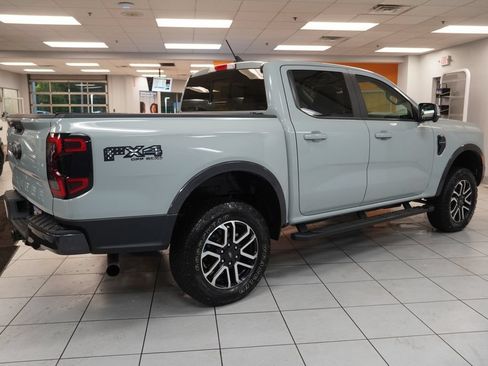 Used 2024 Ford Ranger Lariat w/ FX4 Off-Road Package AWD/4WD image 11