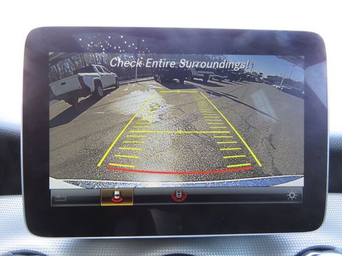 Used 2019 Mercedes-Benz GLA 250 4MATIC image 25