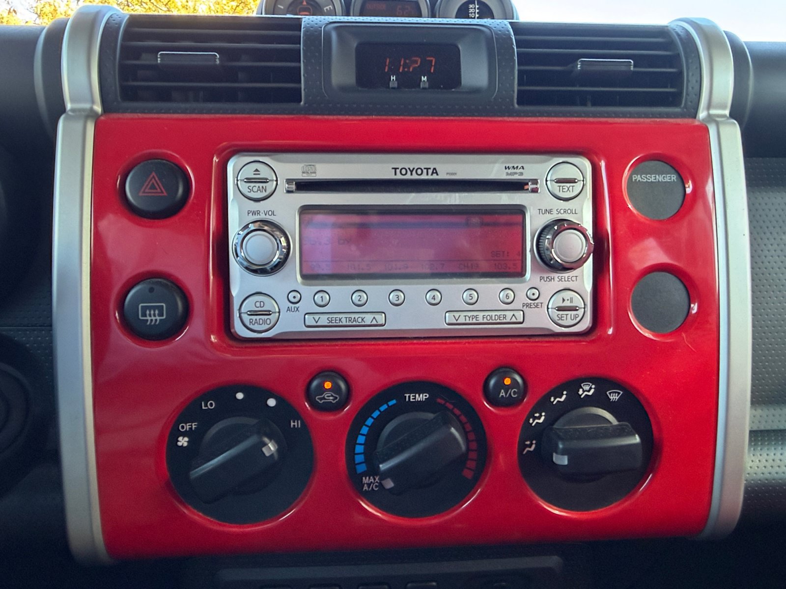 Used 2012 Toyota FJ Cruiser 4WD w/ Trail Teams Special Edition image 30