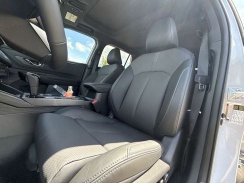 New 2026 Subaru Outback Touring AWD/4WD image 11