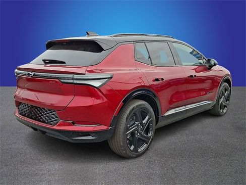 New 2026 Chevrolet Equinox EV RS image 3