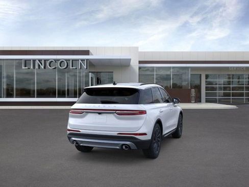 New 2026 Lincoln Corsair Reserve image 8