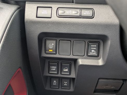 Used 2023 Nissan Frontier PRO-4X w/ Pro Convenience Package image 26