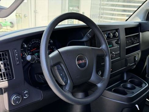 Used 2025 GMC Savana 2500 w/ Driver Convenience Package RWD image 20