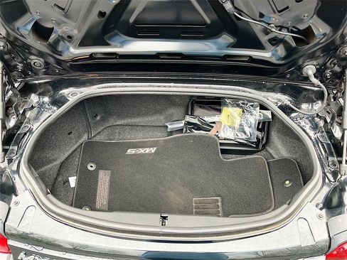 Used 2017 MAZDA MX-5 Miata RF Grand Touring image 23