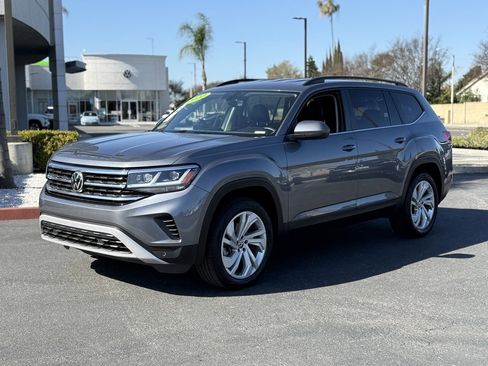 Used 2022 Volkswagen Atlas SE image 4