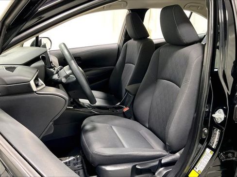 Used 2024 Toyota Corolla LE FWD image 25