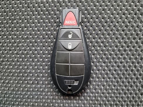 Used 2021 Jeep Cherokee Latitude image 32