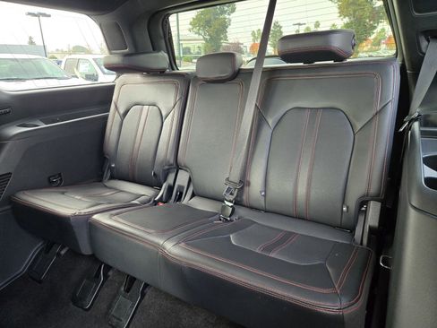 Certified 2023 Ford Expedition Limited image 13