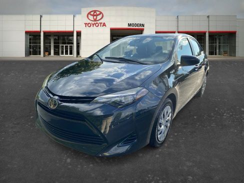 Certified 2018 Toyota Corolla LE FWD image 1