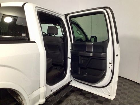 Used 2016 Ford F150 XLT w/ Equipment Group 302A Luxury image 28