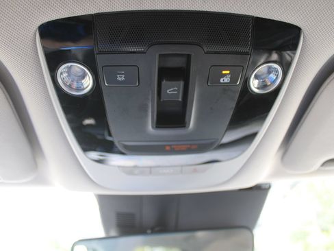 Used 2021 Kia Sorento S w/ Panoramic Sunroof Package FWD image 49