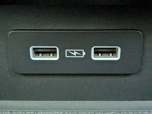 Used 2023 Honda Pilot LX image 14