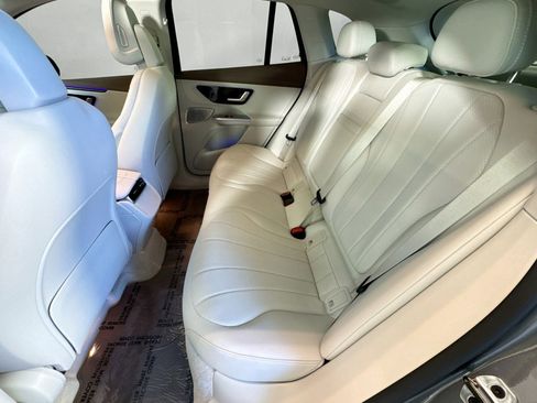Certified 2023 Mercedes-Benz EQE 350+ SUV image 23