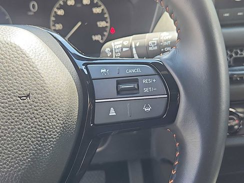 Certified 2025 Honda HR-V Sport image 18