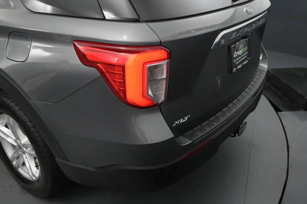 Used 2023 Ford Explorer XLT w/ Class IV Trailer Tow Package AWD/4WD image 16