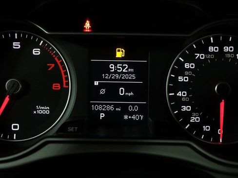 Used 2014 Audi A4 Premium w/ Lighting Package image 16