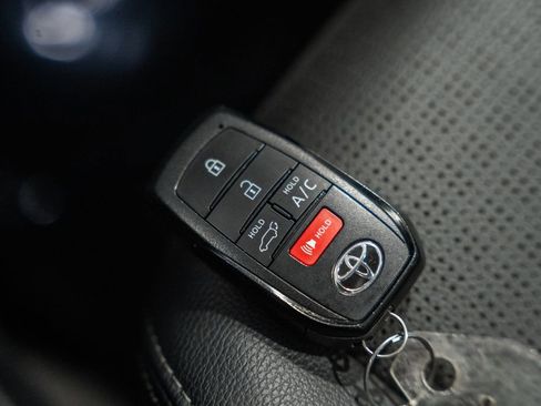 Used 2023 Toyota bZ4X Limited image 40