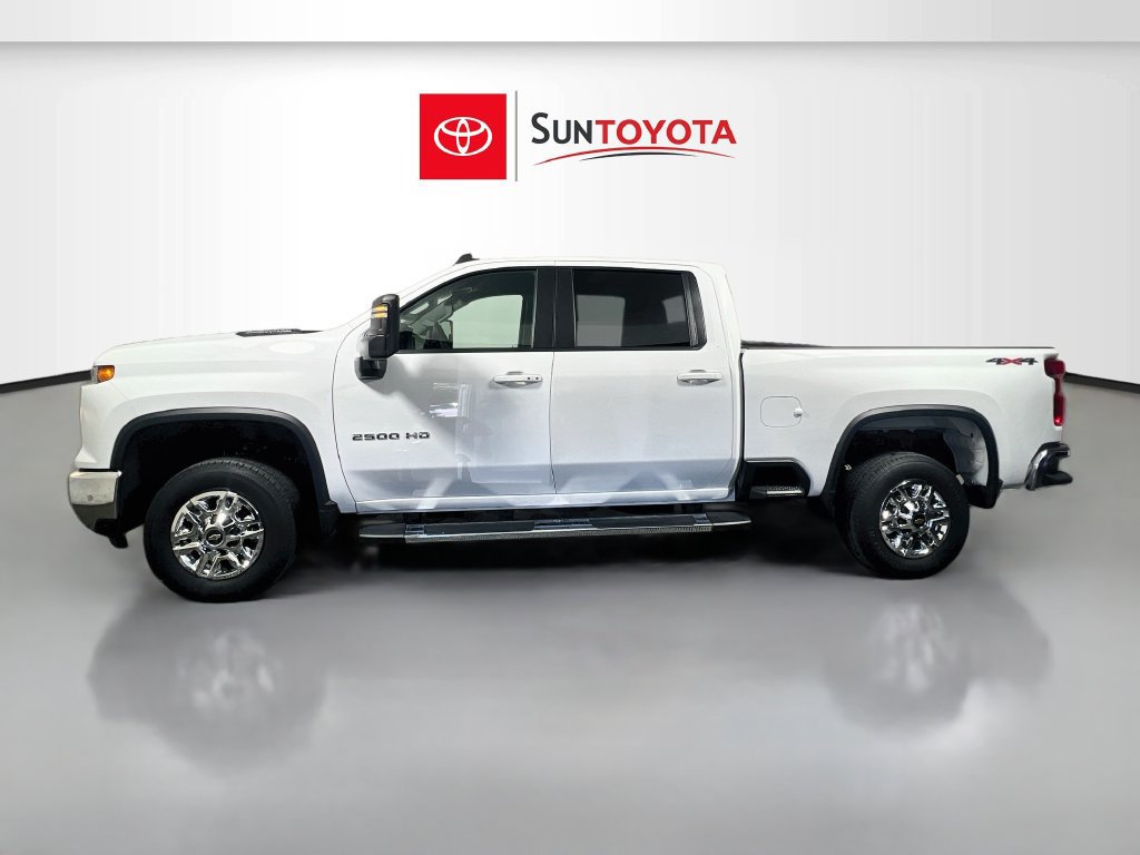 Used 2025 Chevrolet Silverado 2500 LT w/ Convenience Package AWD/4WD image 6