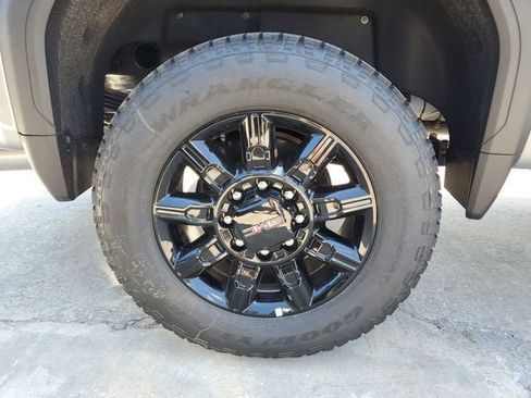 New 2026 GMC Sierra 2500 AT4 w/ AT4 Premium Plus Package AWD/4WD image 6