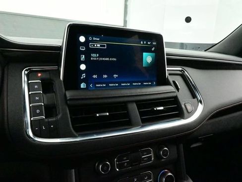 Used 2022 Chevrolet Tahoe RST w/ Luxury Package AWD/4WD image 10