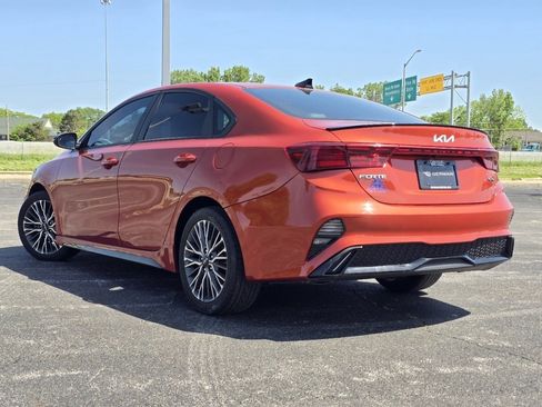 Used 2023 Kia Forte GT-Line w/ GT-Line Premium Package FWD image 16