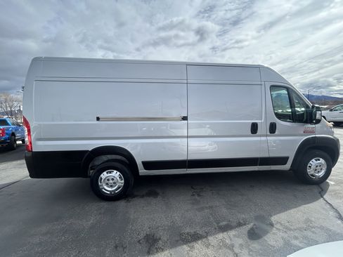 Used 2021 RAM ProMaster 3500 w/ Convenience Group image 5