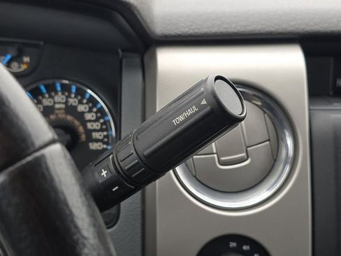 Used 2012 Ford F150 XLT w/ XLT Chrome Pkg image 17