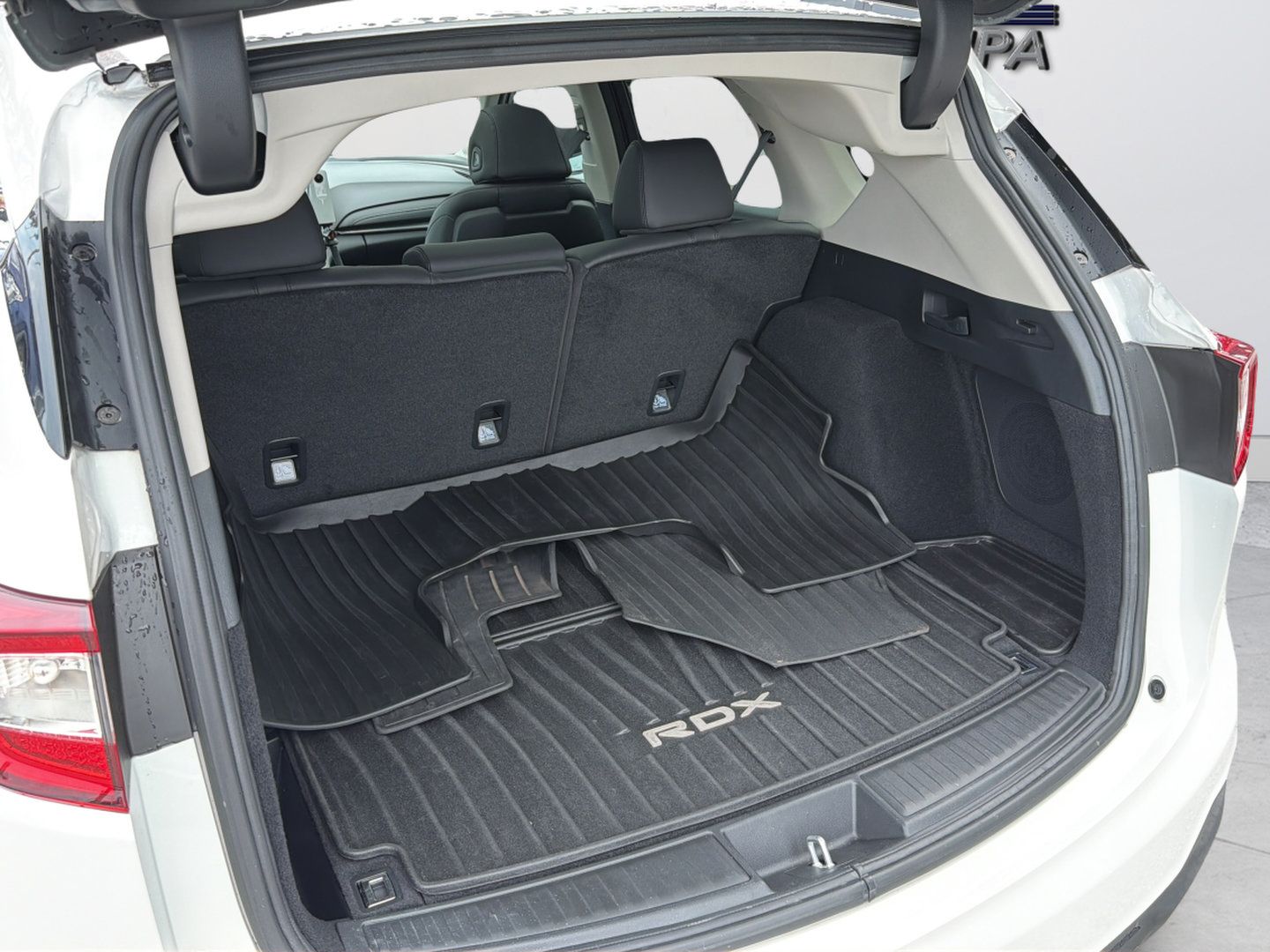 Used 2024 Acura RDX SH-AWD image 39